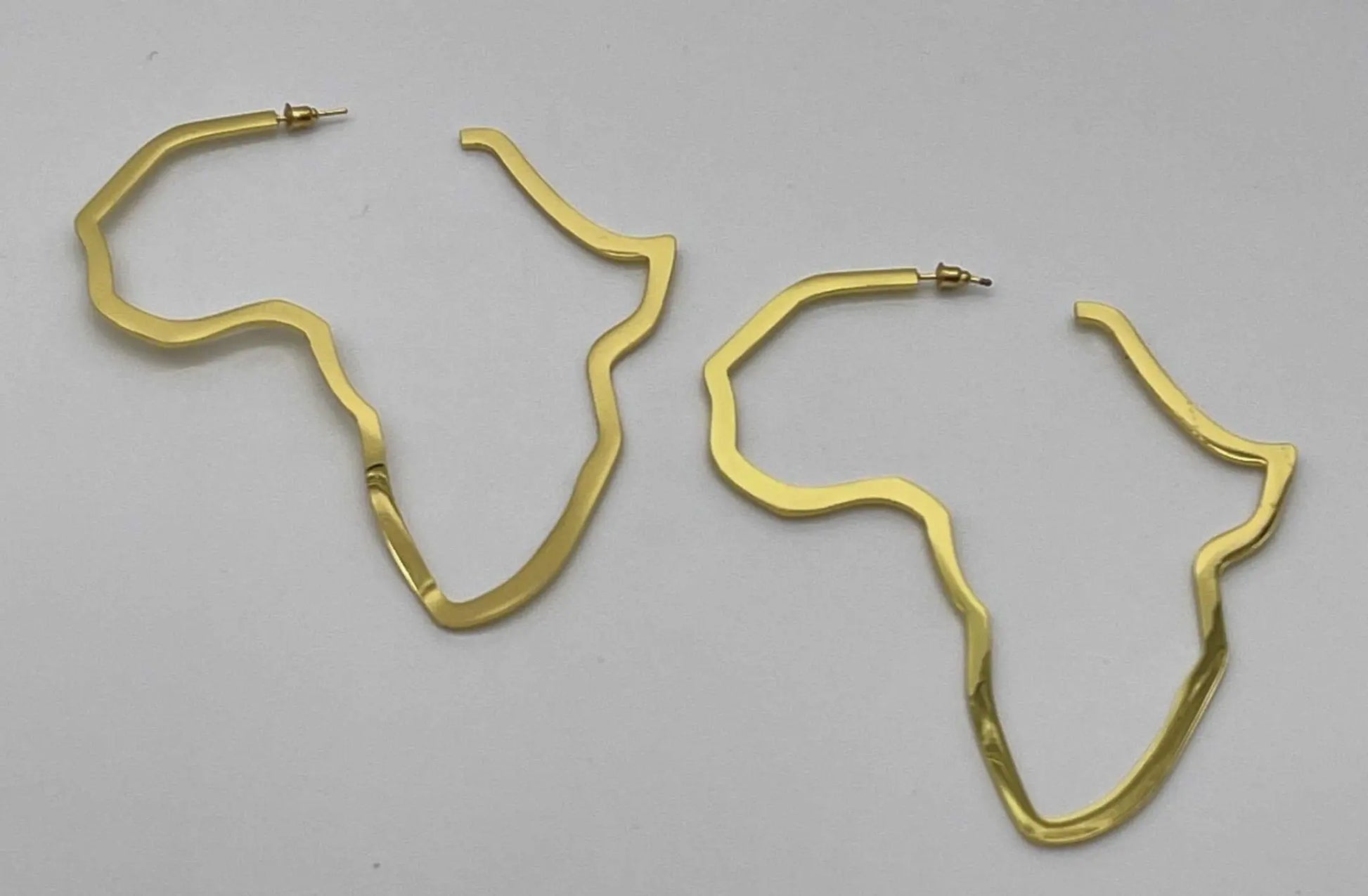 African Accessories, African Jewelry-Bold Hannah Large African Map Gold Earrings