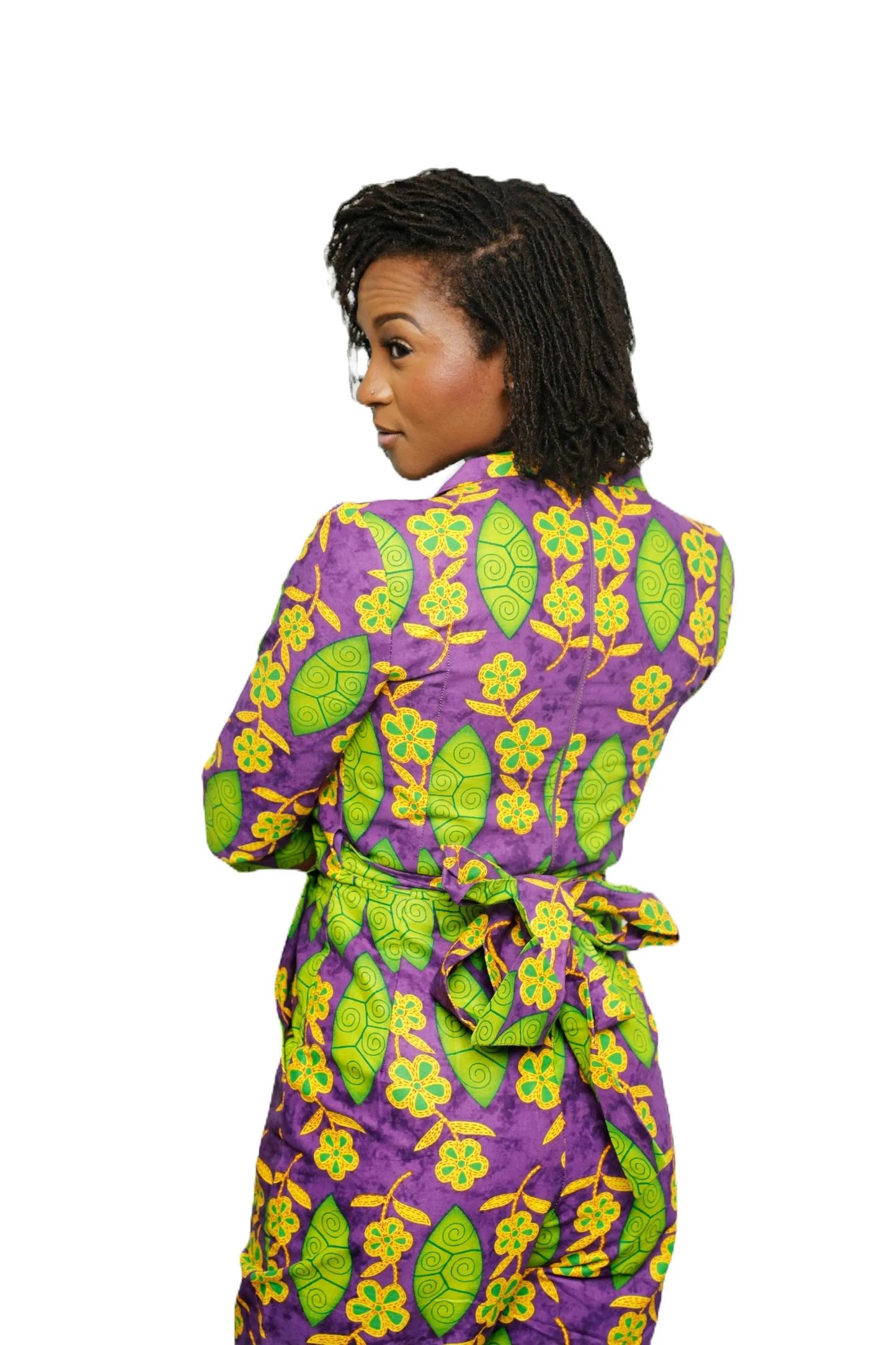 Glam Origins jumpsuit Jumpsuits Ankara 100% cotton Measurement: L Light lining Vibrant Colors Stylish True to roots Best dry clean Accessories not included Made in Nigeria
Soon jumpsuit
