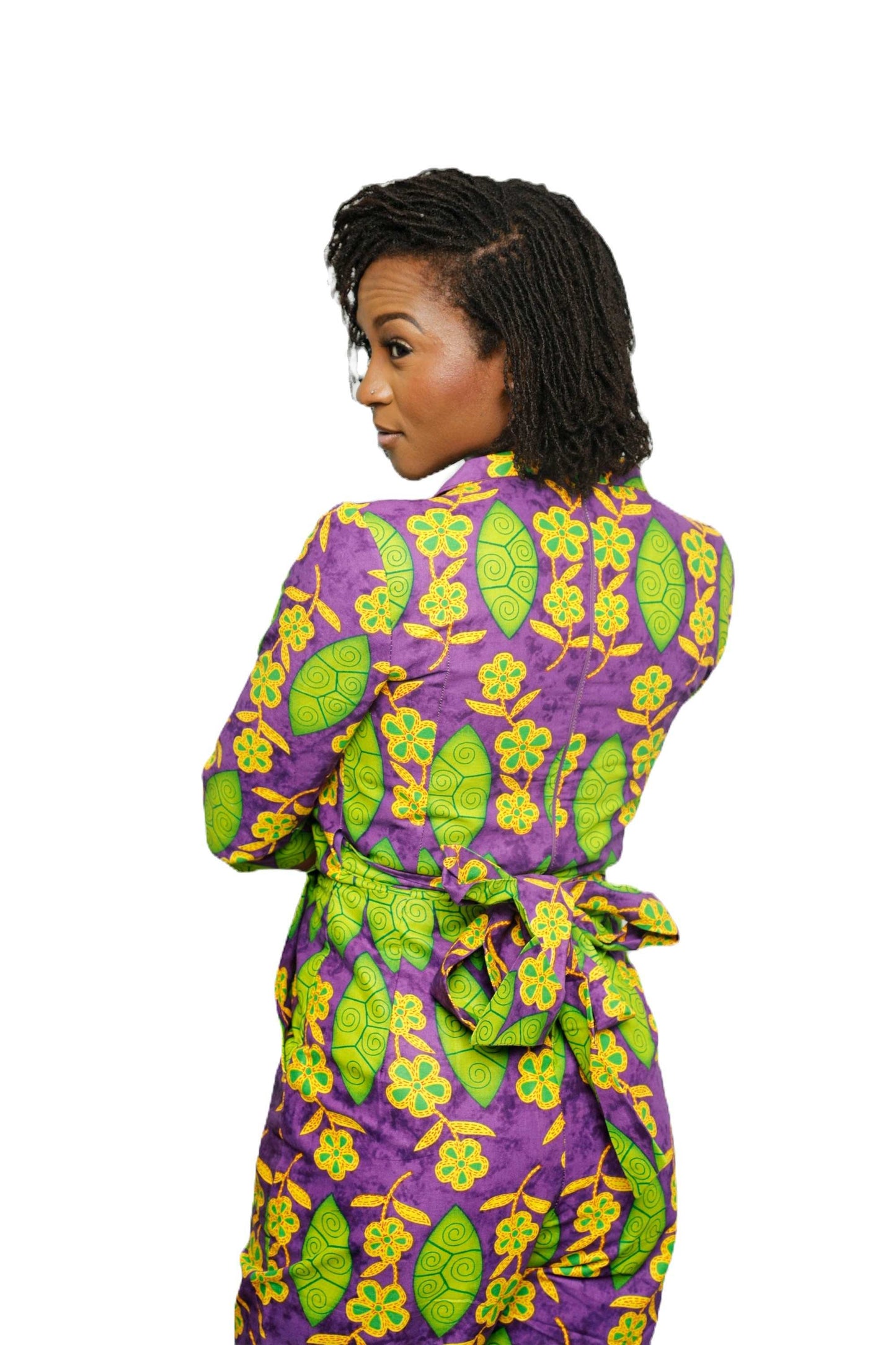 Glam Origins jumpsuit Jumpsuits 	Ankara 	100% cotton	Measurement: L	Light lining	Vibrant Colors	Stylish	True to roots	Best dry clean	Accessories not included	Made in Nigeria
 Soon jumpsuit