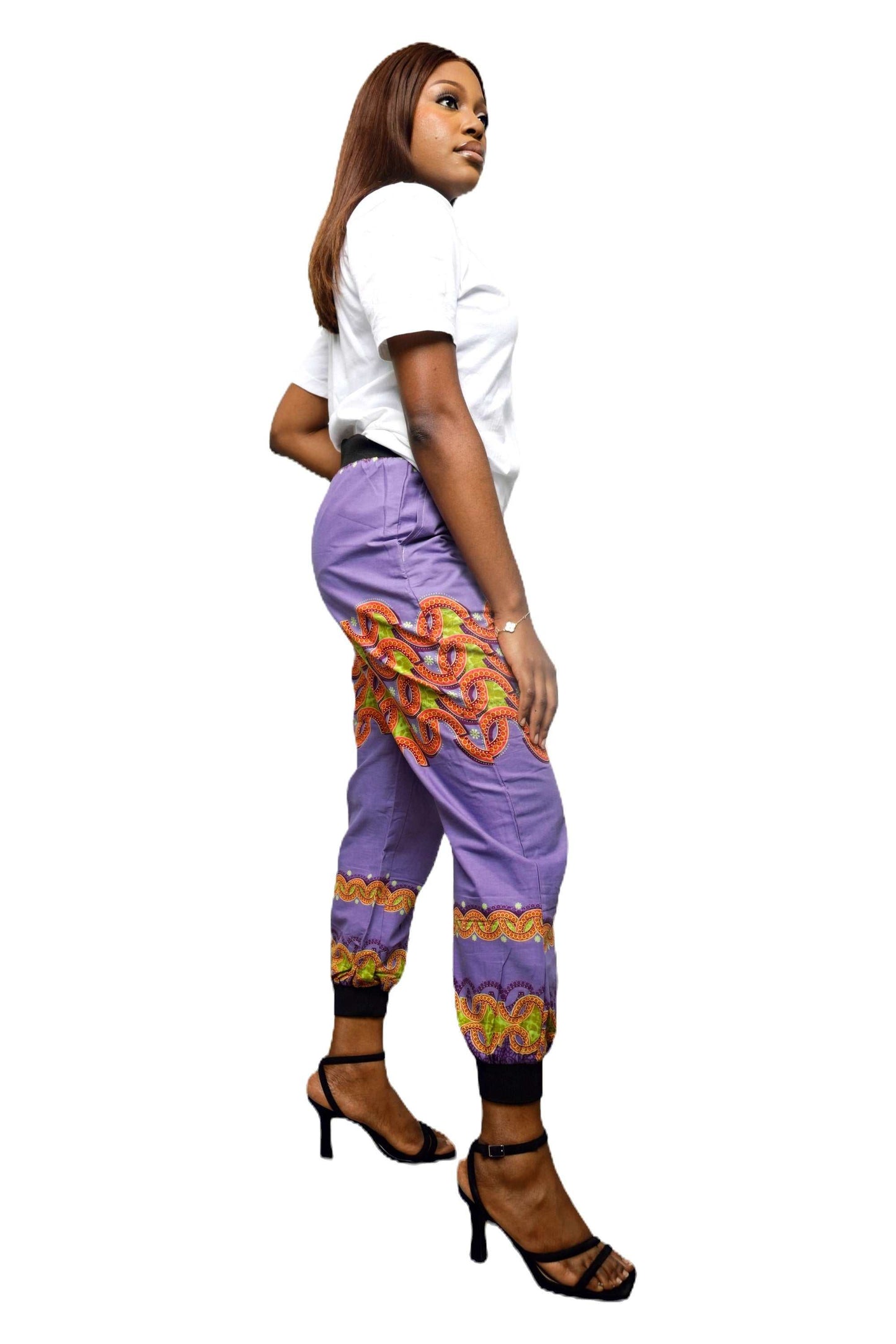 Glam Origins Ummita Ankara Joggers Joggers 
Ankara 
100% cotton
Measurement: M
Light lining
Vibrant Colors
Stylish
True to roots
Best dry clean
Accessories not included
Made in Nigeria
 Ummita Ankara Joggers