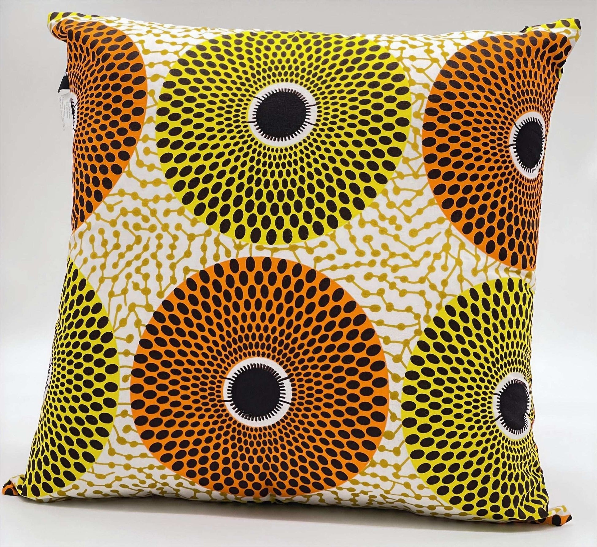 Glam Origins Liho Ankara Decorative Throw Pillow 100% Cotton Ankara Throw Pillows 	Ankara Fabric Decorative throw pillow cover	100% Cotton	45cm*45cm	Invisible zipper	Free polyester pillow insert (hypoallrgenic)	Hand wash in cold water	Dry clean	Ma Liho Ankara Decorative Throw Pillow 100% Cotton